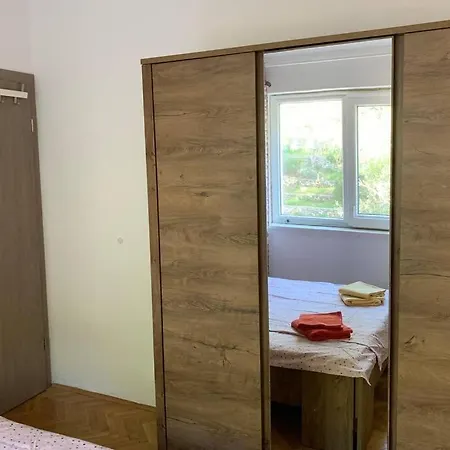 Apartment Cozy Beachfront Rogoznica (Sibenik-Knin)
