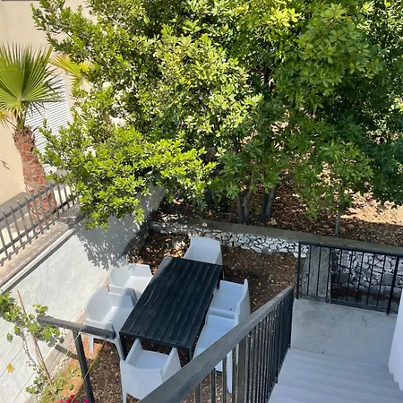 Cozy Beachfront דירה